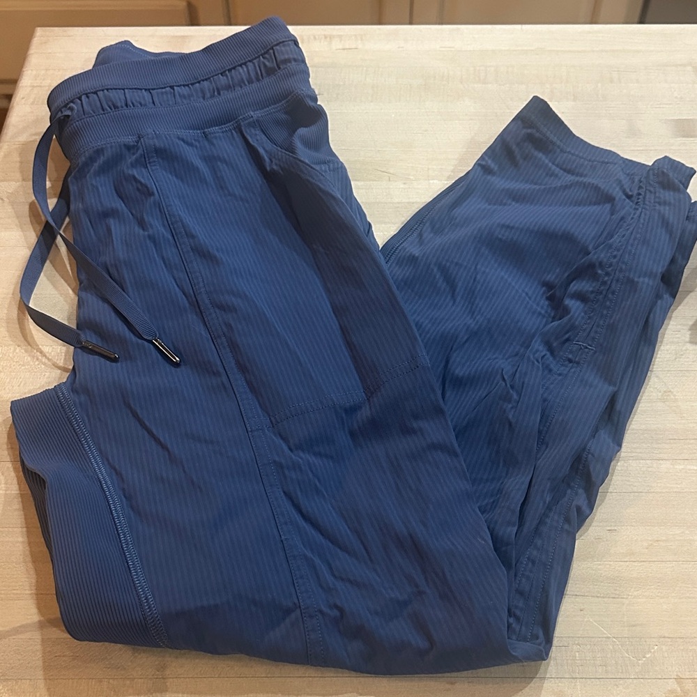 Women’s Lululemon  Blue Pants
